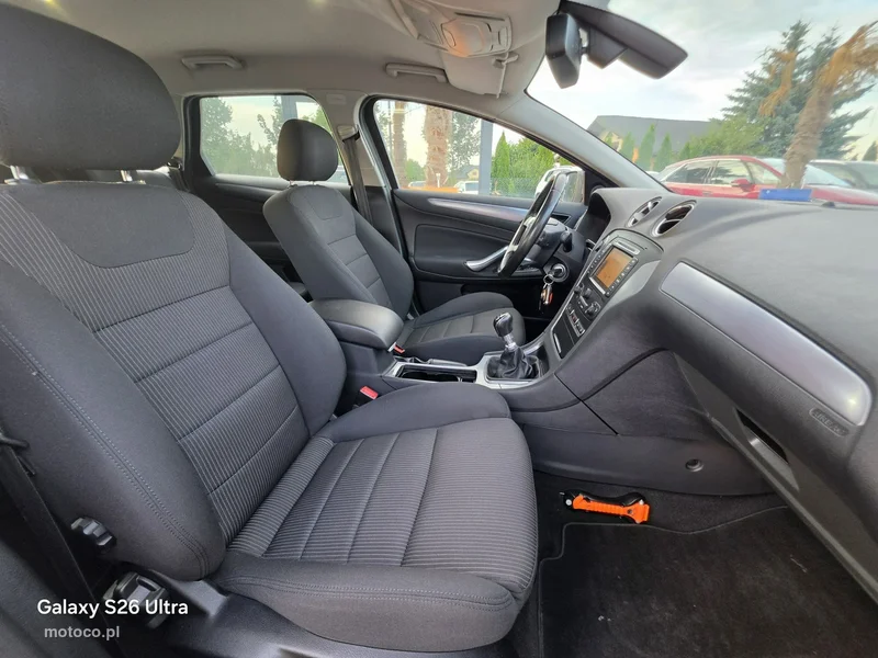 Ford Mondeo IV 34