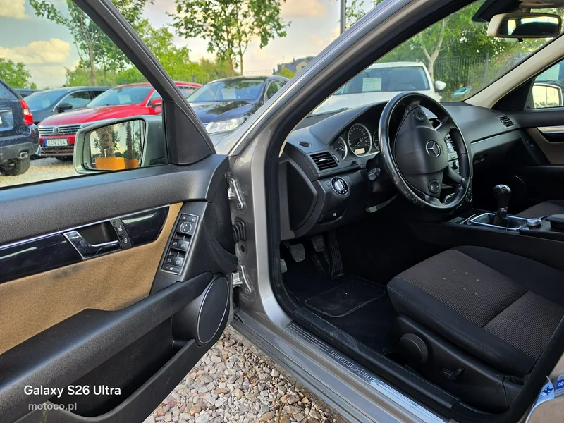 Mercedes-Benz Klasa C W204 C 180 28