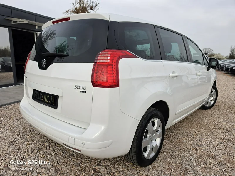 Peugeot 5008 23