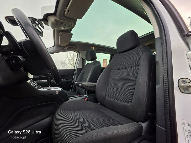 Peugeot 5008 30