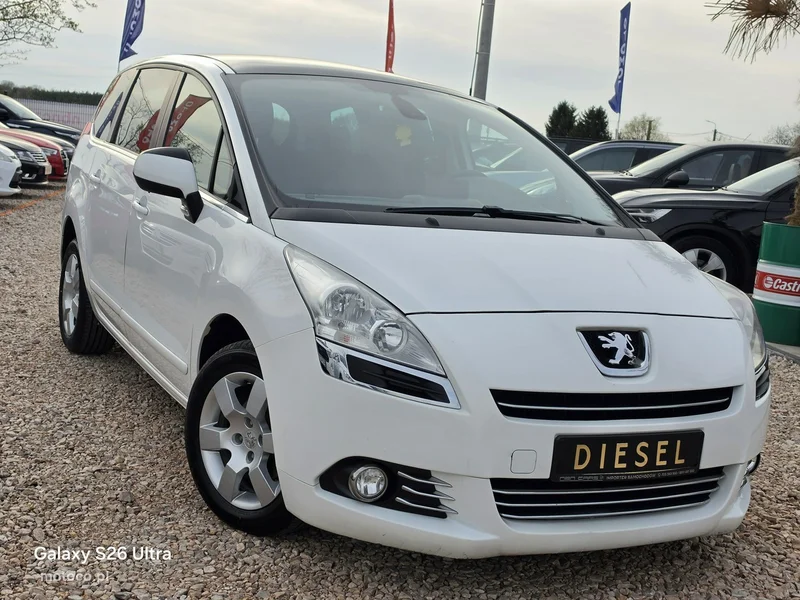 Peugeot 5008 6