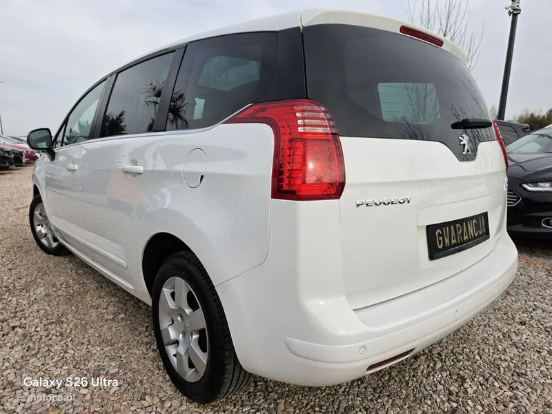 Peugeot 5008 10