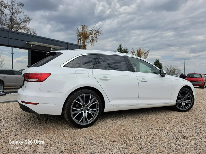 Audi A4 B9 23