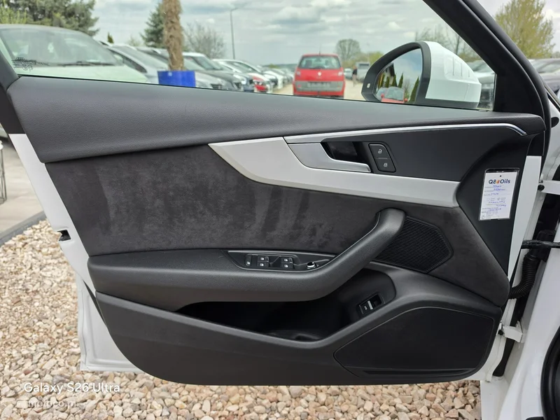 Audi A4 B9 24