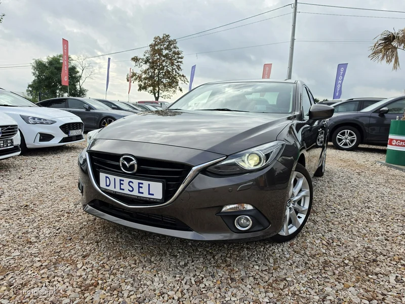 Mazda 3 14