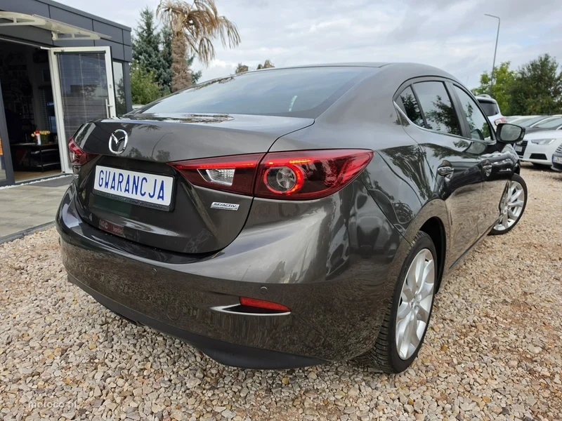 Mazda 3 22