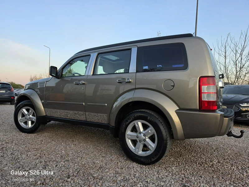 Dodge Nitro 11