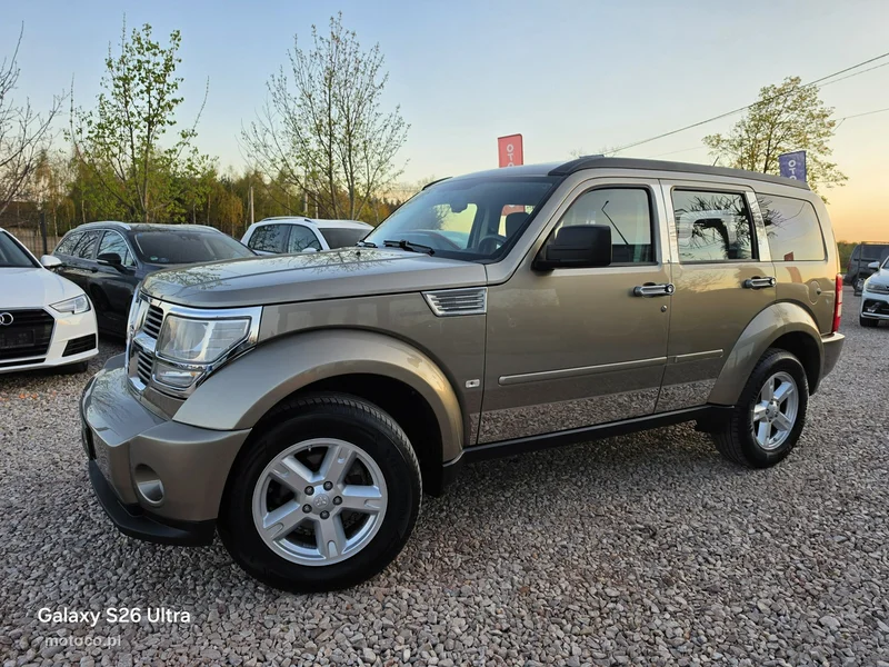 Dodge Nitro 16