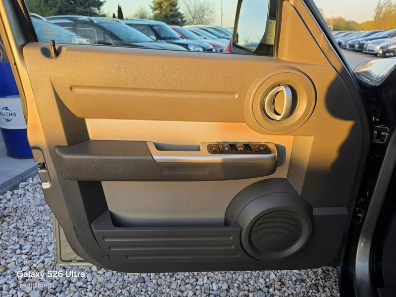 Dodge Nitro 23