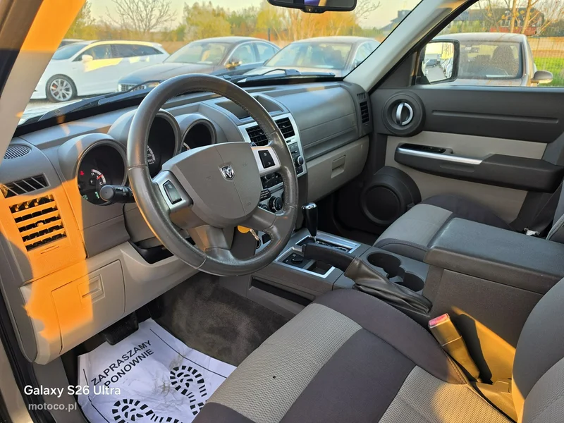 Dodge Nitro 24