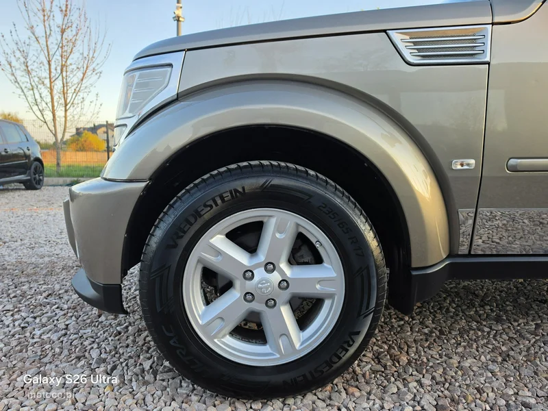 Dodge Nitro 38