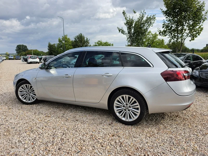Opel Insignia A 11