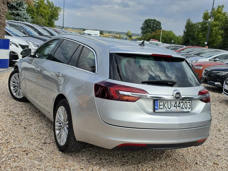Opel Insignia A 12