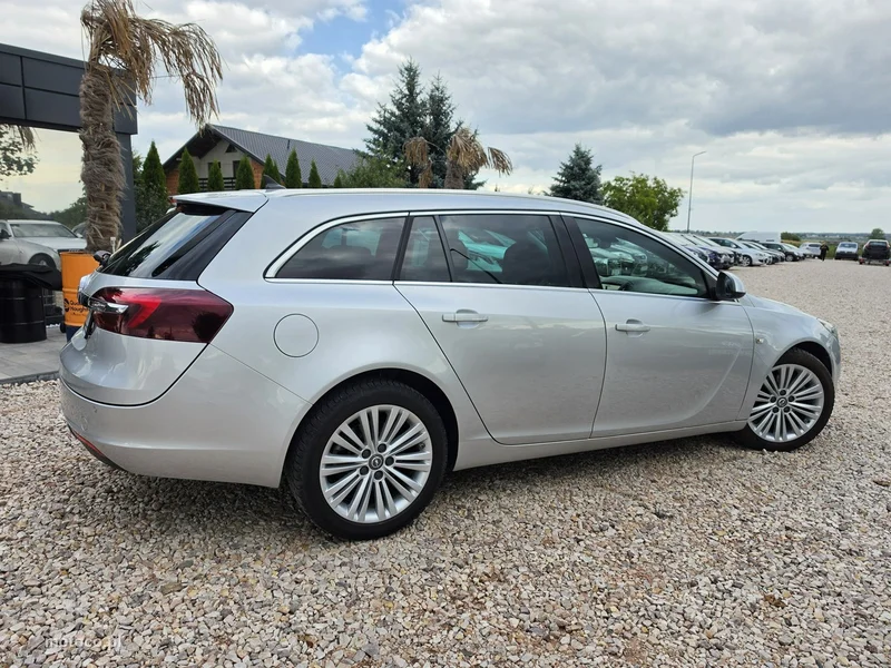 Opel Insignia A 23