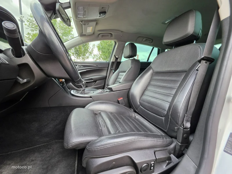 Opel Insignia A 28