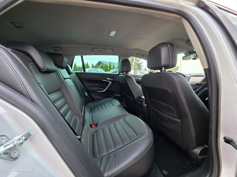Opel Insignia A 32