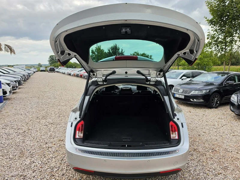 Opel Insignia A 38