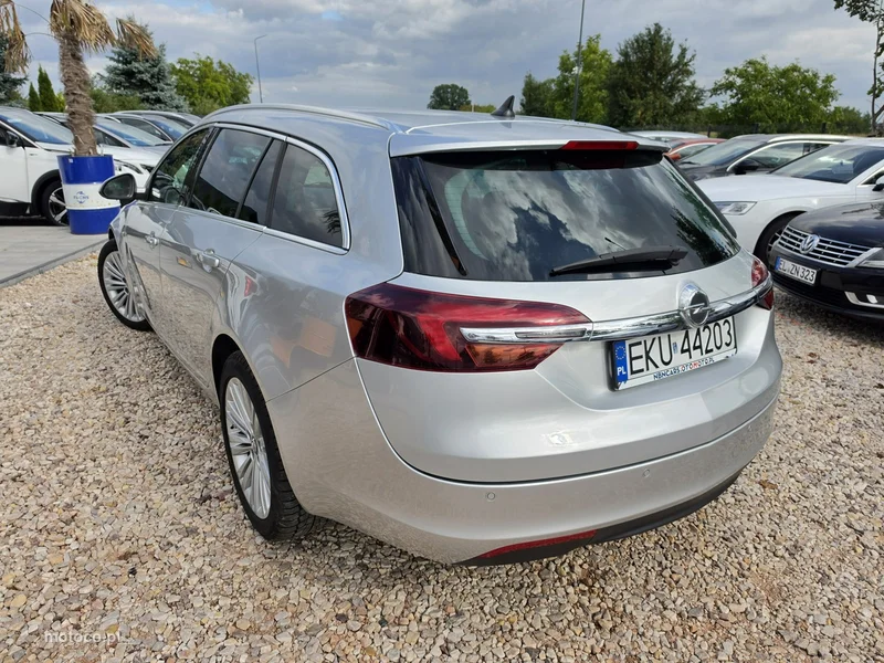 Opel Insignia A 8