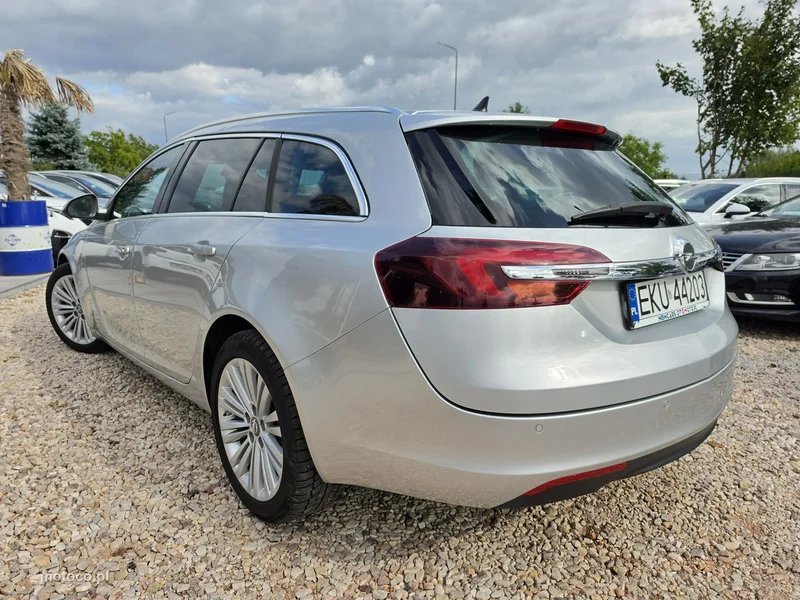 Opel Insignia A 9