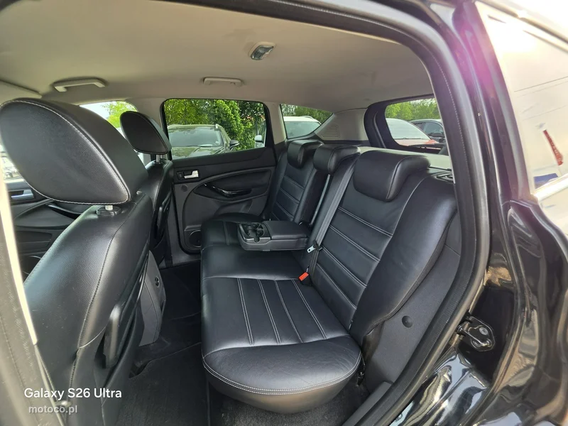 Ford Kuga I 26