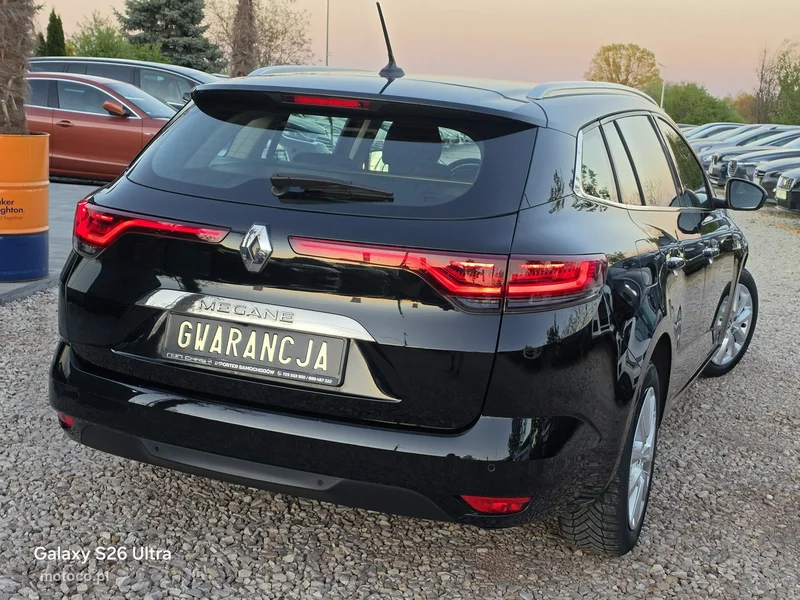 Renault Megane IV 19