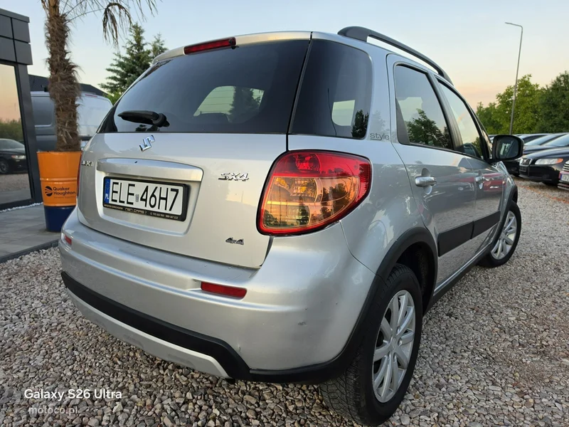 Suzuki SX4 21
