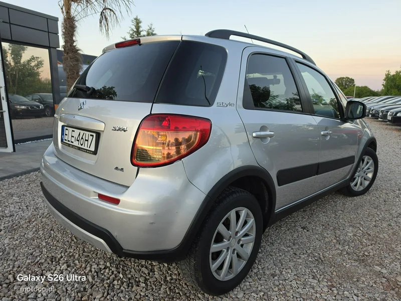 Suzuki SX4 22