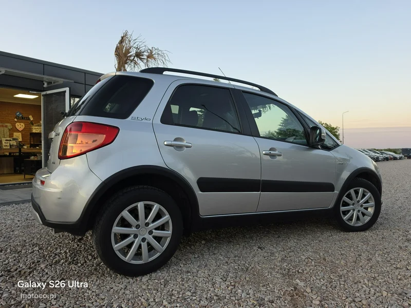 Suzuki SX4 25