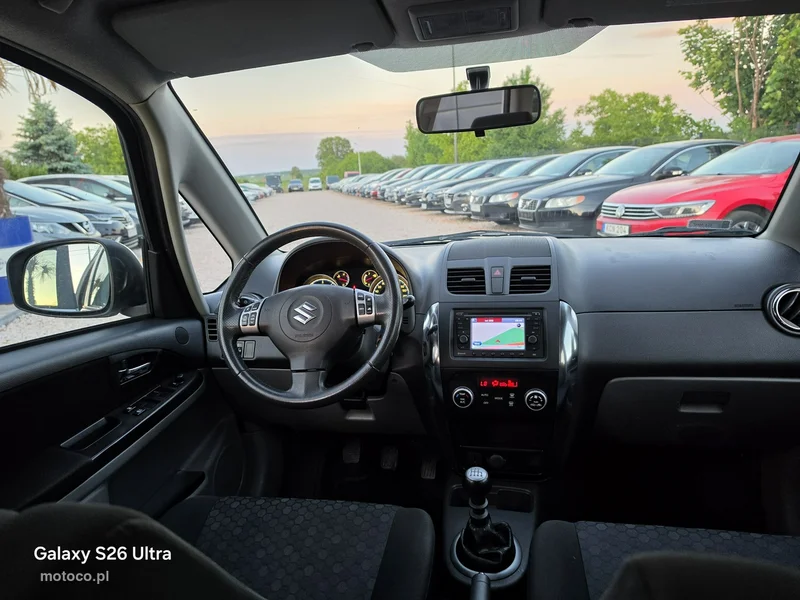 Suzuki SX4 33