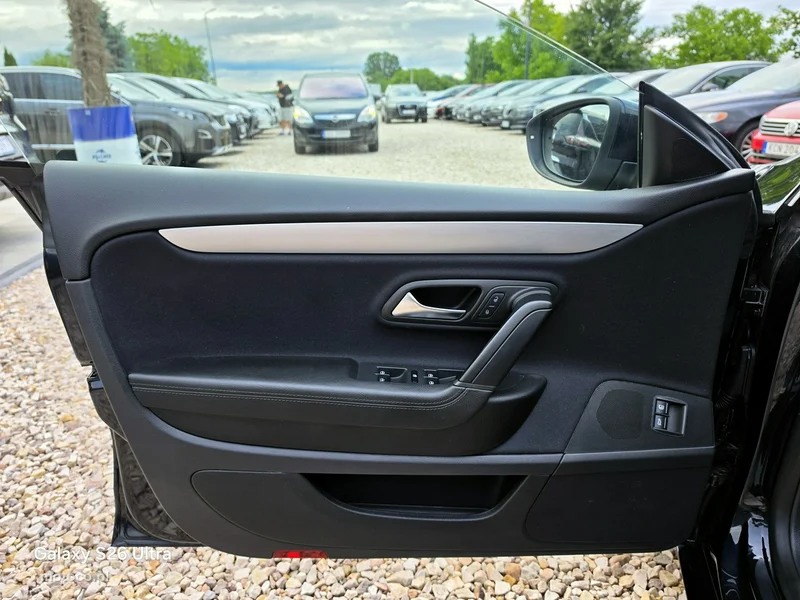 Volkswagen Passat CC 27