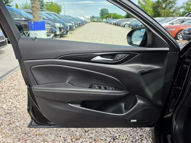 Opel Insignia Grand Sport 23