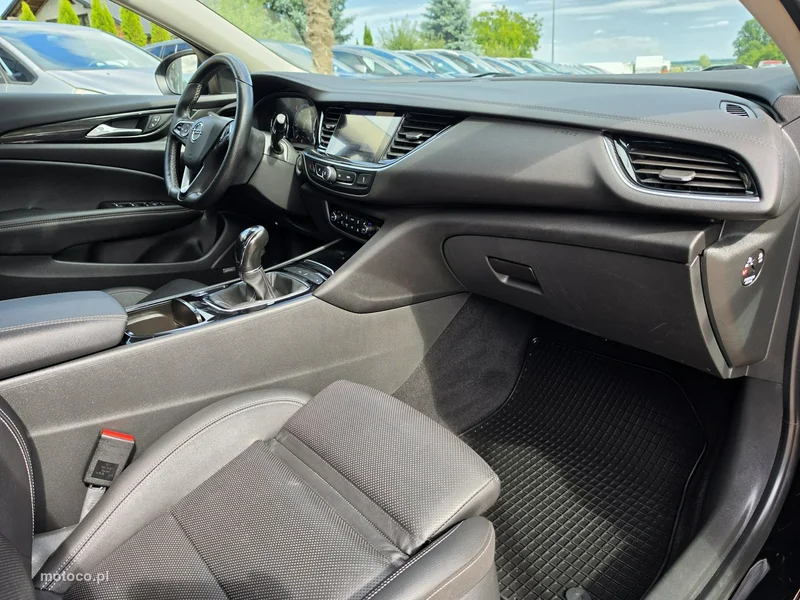 Opel Insignia Grand Sport 28