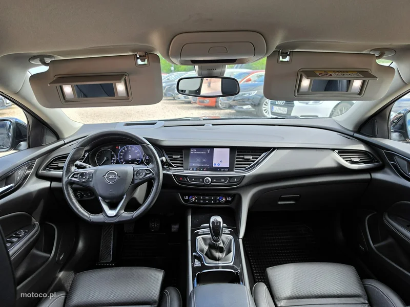 Opel Insignia Grand Sport 33
