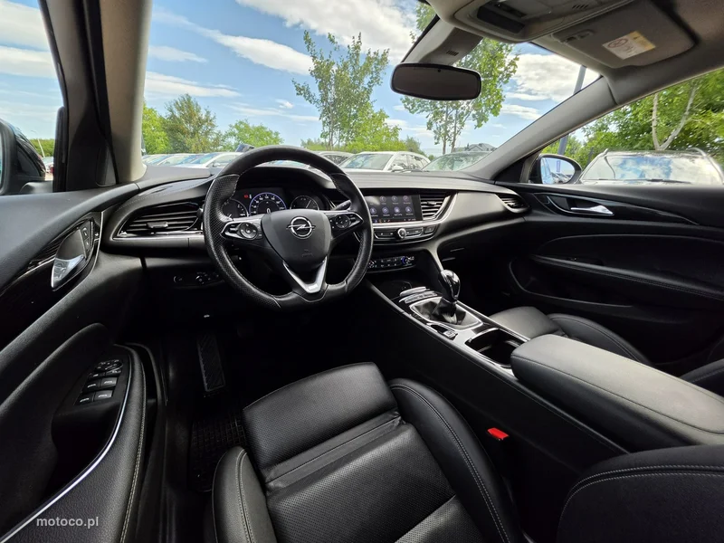 Opel Insignia Grand Sport 35