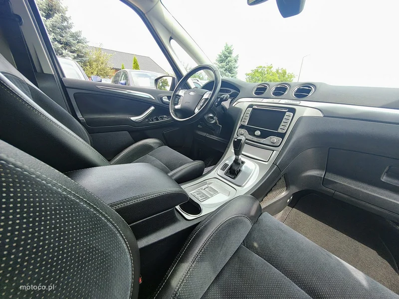 Ford S-Max I 23