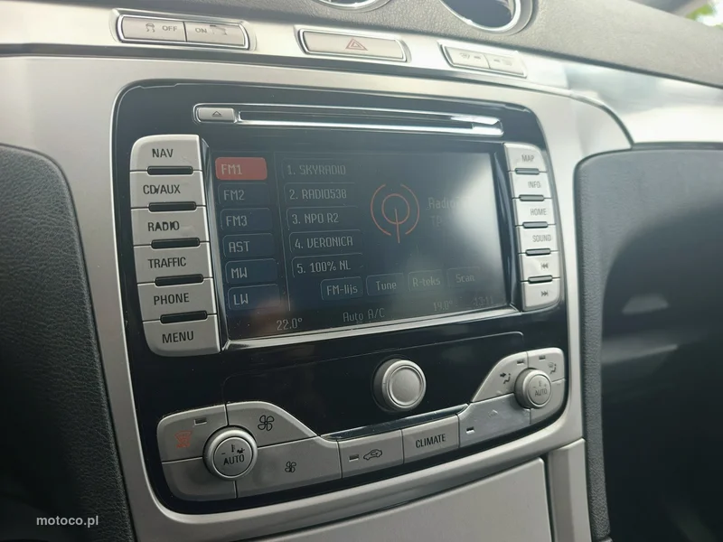 Ford S-Max I 25