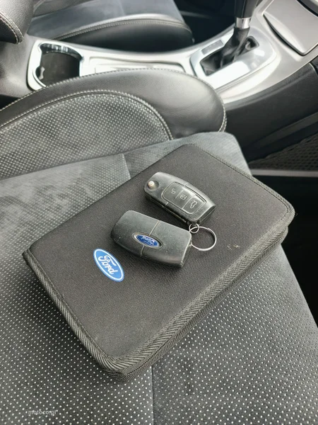 Ford S-Max I 40