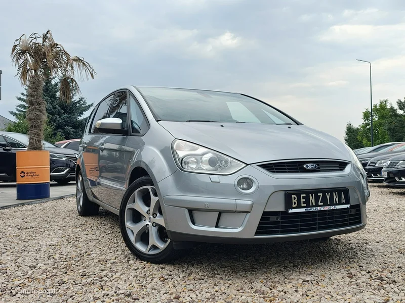 Ford S-Max I 9