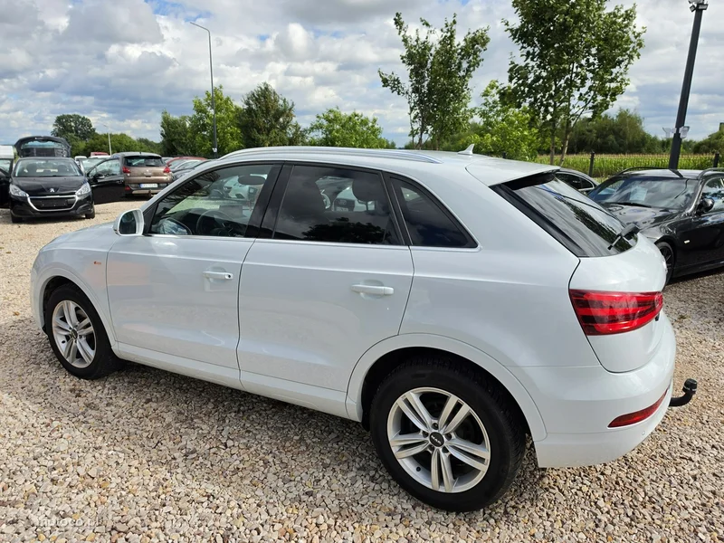 Audi Q3 8U 13