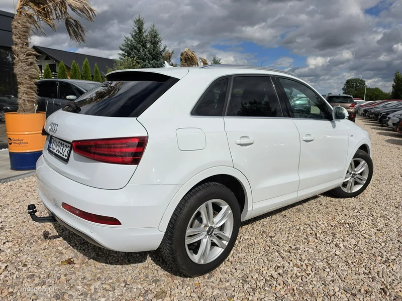 Audi Q3 8U 23