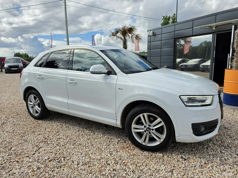 Audi Q3 8U 4