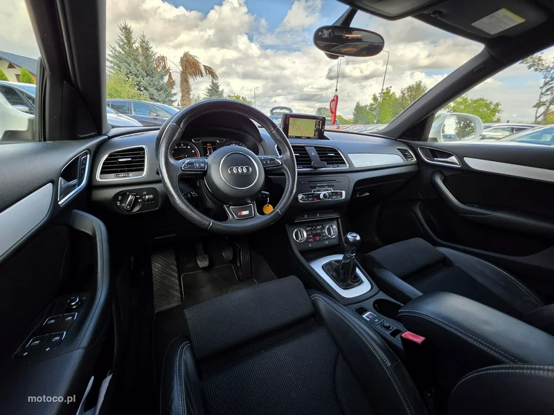 Audi Q3 8U 37