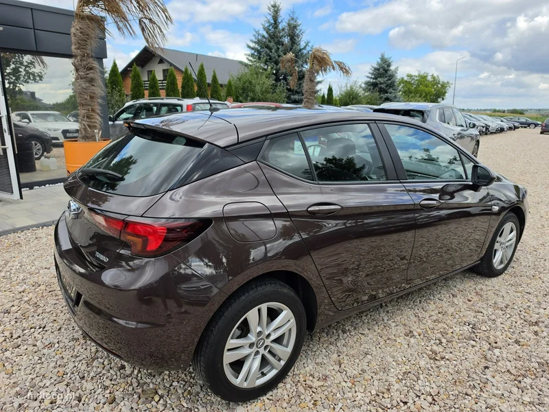 Opel Astra K 15