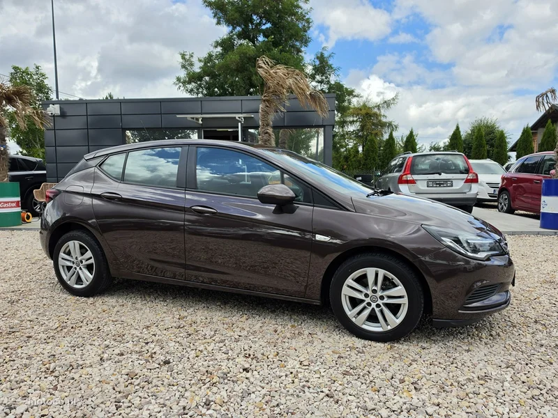 Opel Astra K 22