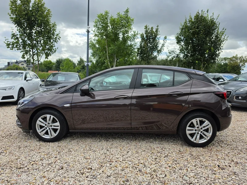 Opel Astra K 28