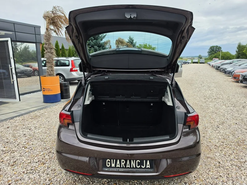 Opel Astra K 39