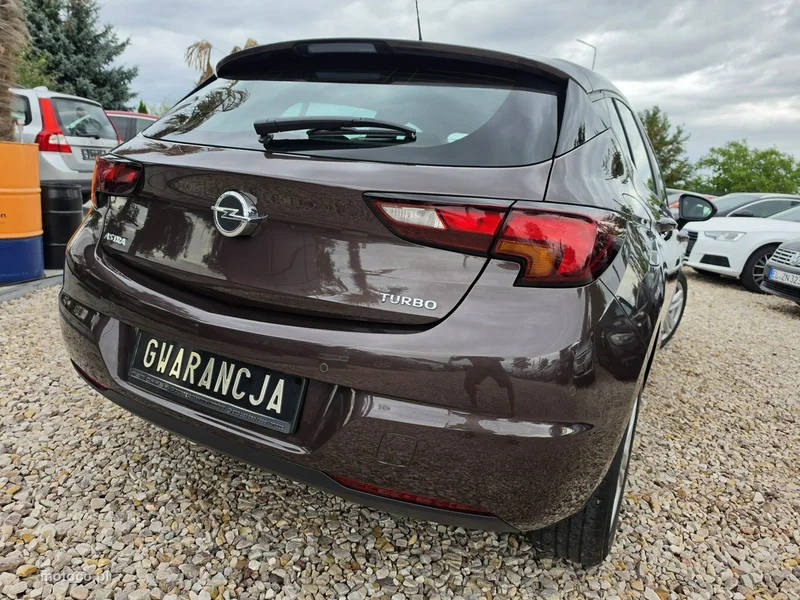 Opel Astra K 10