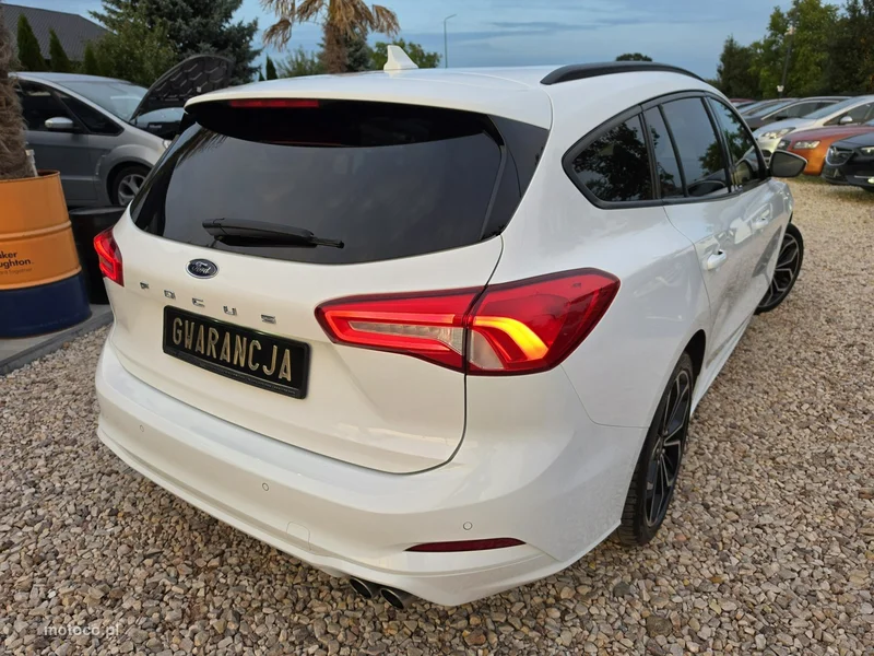 Ford Focus IV 13