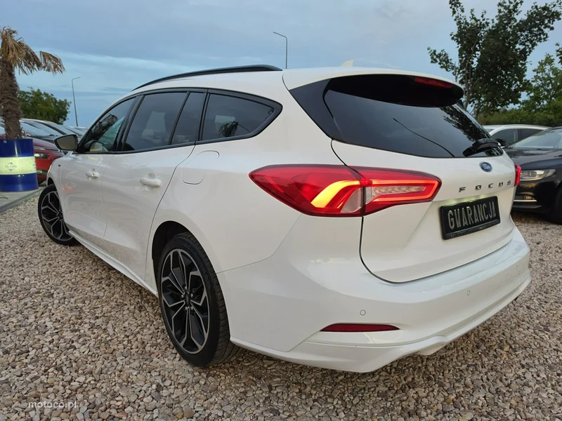 Ford Focus IV 20