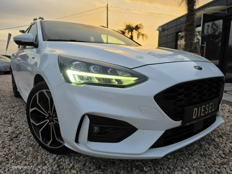 Ford Focus IV 3